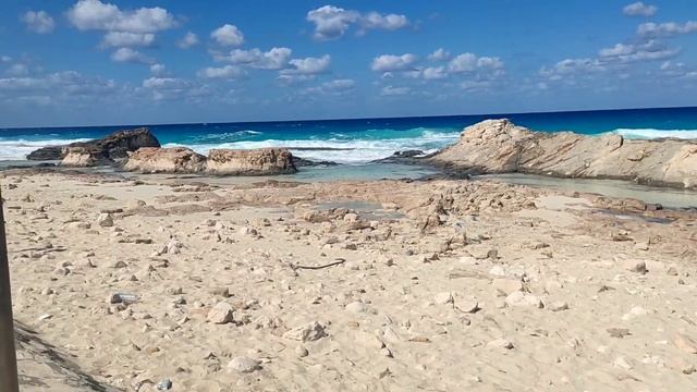 Чуть не утонул на пляже Агиба. Любовная обитель Клеопатры в Марса-Матрух. смотреть онлайн