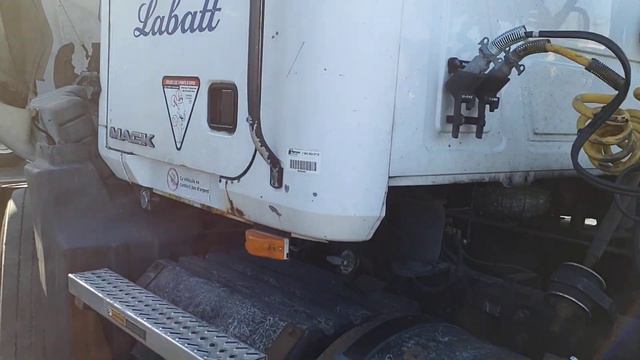 CAMION MACK 600 ESS 12 X 40 FULL LOCK 2010 / 1M1AW02Y0AN009744 смотреть онлайн