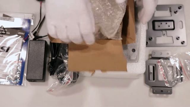 Unboxing MSI Cubi 3 Silent S-031BEU смотреть онлайн