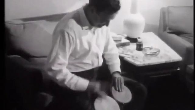 Richard Feynman nggendang смотреть онлайн
