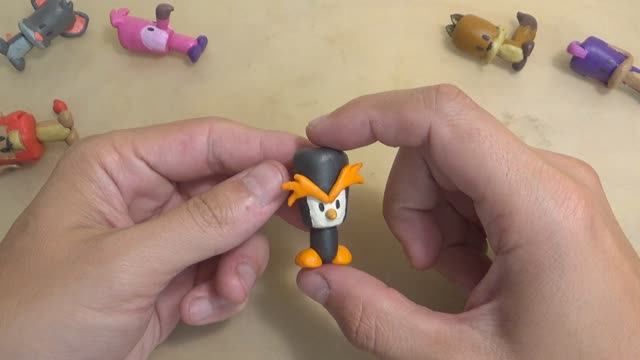 Пингвин Фази из игры Suspects. смотреть онлайн