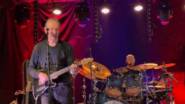 Hugh Cornwell Another kind of love ..oldie but a goodie . Edinburgh 1/12 смотреть онлайн