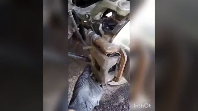 2012 nissan altima rear lower caliper pin removal (hack) смотреть онлайн