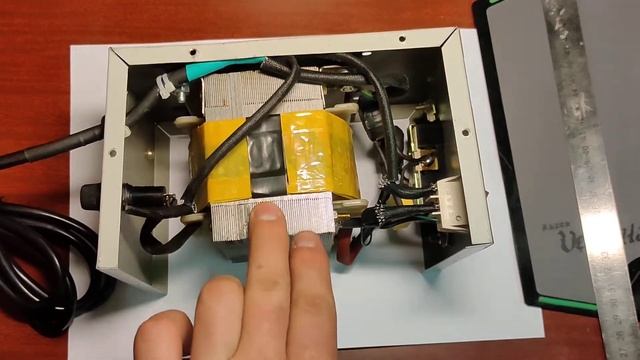 Понижающий трансформатор - с 220В до 110В 4.5А и доработка. смотреть онлайн