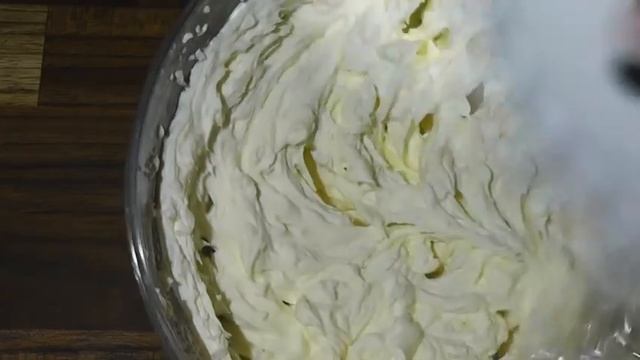 Y2mate.com - Огромный Kinder Молочный ломтик_480p.mp4