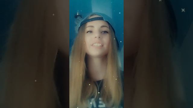 и конечно же я пою песню Егорки Шипа "DIOR" смотреть онлайн