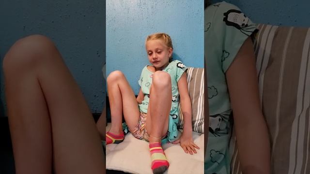 Zia's first day of third grade interview. смотреть онлайн