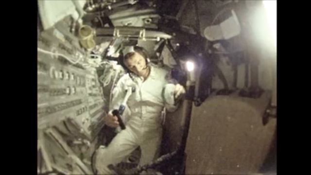 The Full Audio of the Apollo 10 Space Music смотреть онлайн