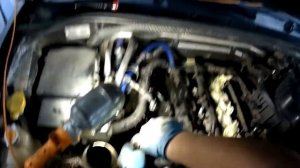 Ниссан Патфаиндер WQ40DE замена сальников свечных колодцев