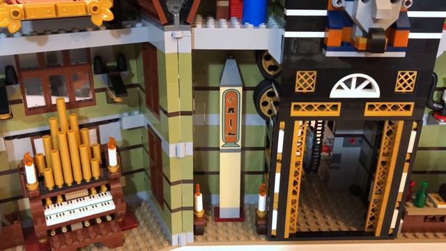 LEGO Haunted House Review!!(Set 10273) смотреть онлайн