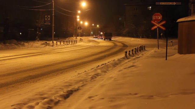2013-01-12. Омск. Ненужный знак STOP на Панфилова смотреть онлайн