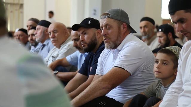 ОНИ СПАСУТСЯ В СУДНЫЙ ДЕНЬ смотреть онлайн