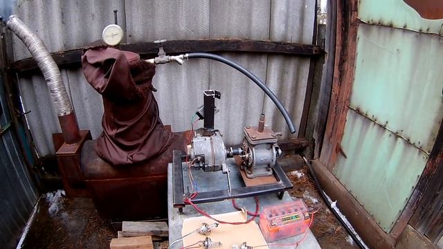 ЭЛЕКТРИЧЕСТВО ИЗ ВОДЫ И ДРОВ! Мини ТЭС! Эксперимент! смотреть онлайн