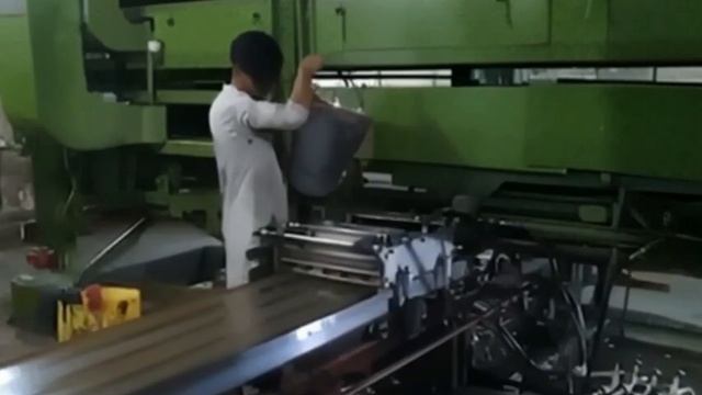 Как делают спички. How to make matches. смотреть онлайн