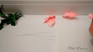 Лилия (цветы) из фоамирана Легко! Мастер класс Часть 1 Lily foam easy! Master Class Part 1