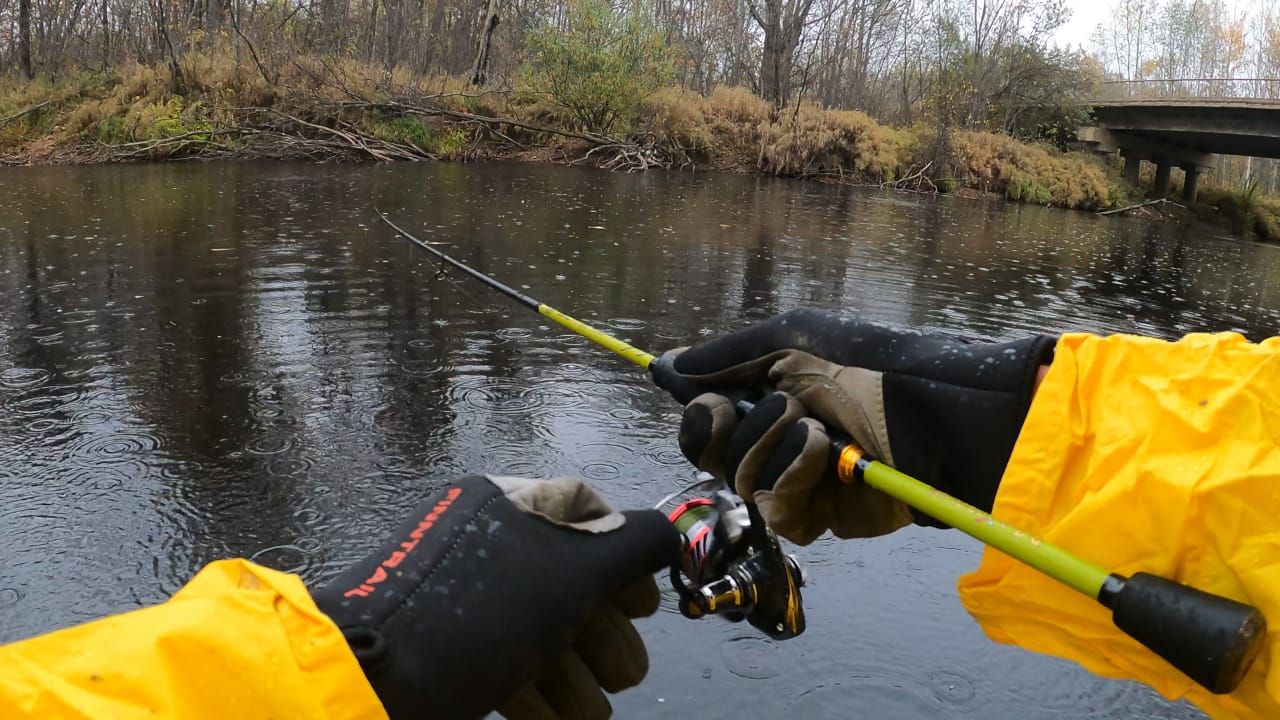 Три для один на реке.