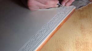 Иконная доска. Резьба по левкасу . Вязь ковчега.