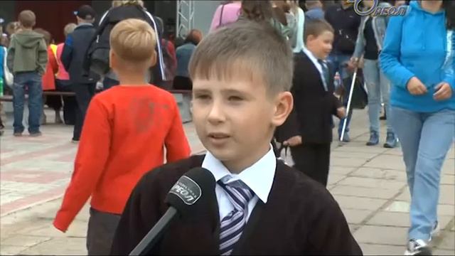 Сланцы В парке культуры и отдыха состоялась праздничная программа, посвященная Дню Знаний смотреть онлайн