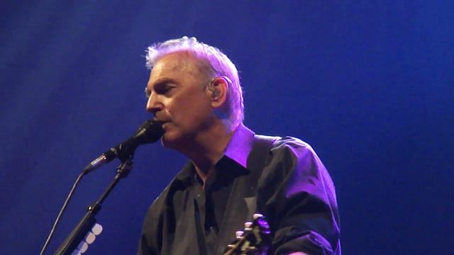 "LOVE IS EVERYWHERE" - Kevin Costner & Modern West; Turning Stone Casino; 8/19/2017 смотреть онлайн
