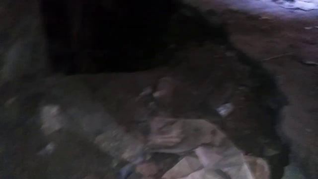 Подвал в поле смотреть онлайн