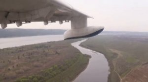 Самолет Бе-200 тушит природные пожары в Амурской области