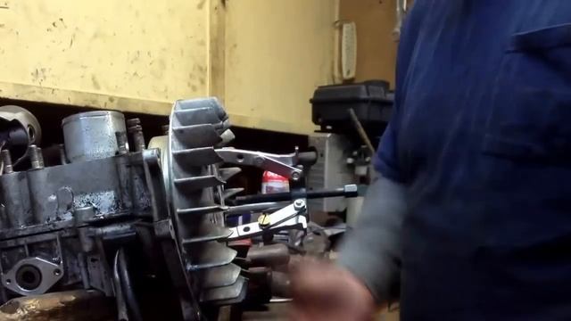 How to pull a Polaris snowmobile flywheel off смотреть онлайн