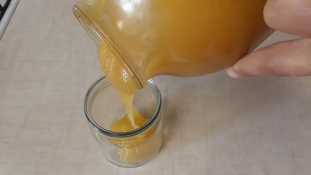 Ніколи не зберігайте мед в 3-літрових банках. І ось чому. Правильний розлив та зберігання меду смотреть онлайн