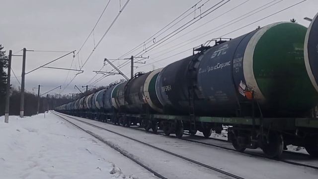 тепловоз 2ТЭ116-1685 с наливным составом смотреть онлайн