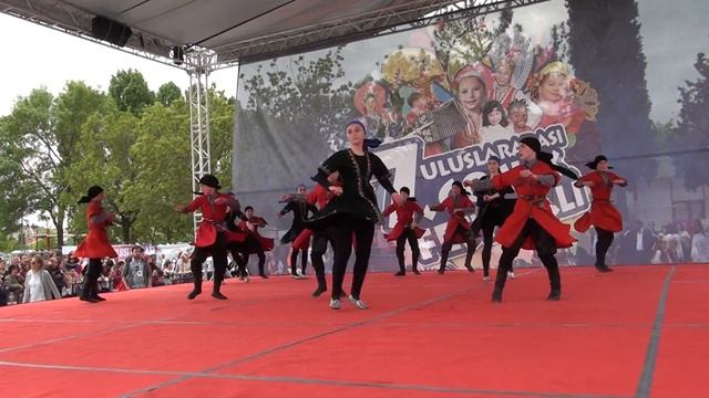 Детский фестиваль под эгидой ЮНЕСКО Турция Чорлу выступление Грузия смотреть онлайн