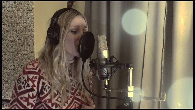 Varpunen jouluaamuna - Noora Kosmina смотреть онлайн