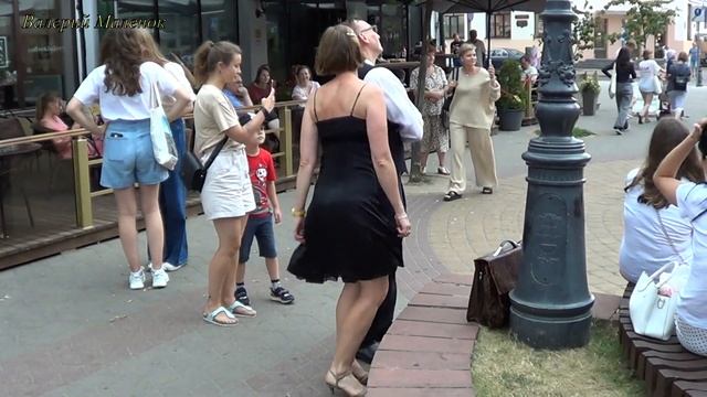 Разве можно устоять, если играют ЧАРДАШ!!! смотреть онлайн