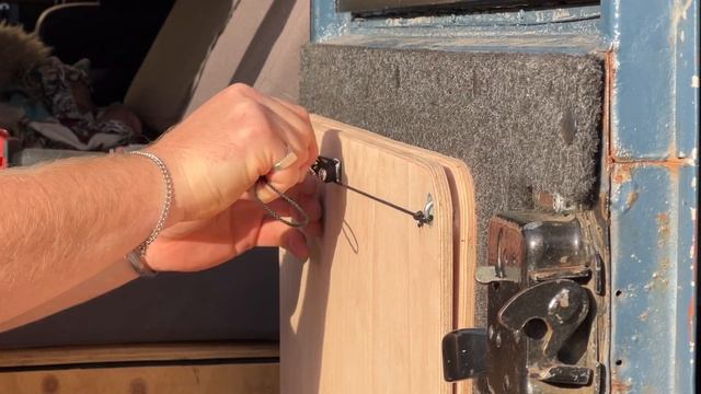 BRAND NEW UPGRADE TO THE DEFENDER CAMPER + SELLING MY OWN PRODUCTS? смотреть онлайн