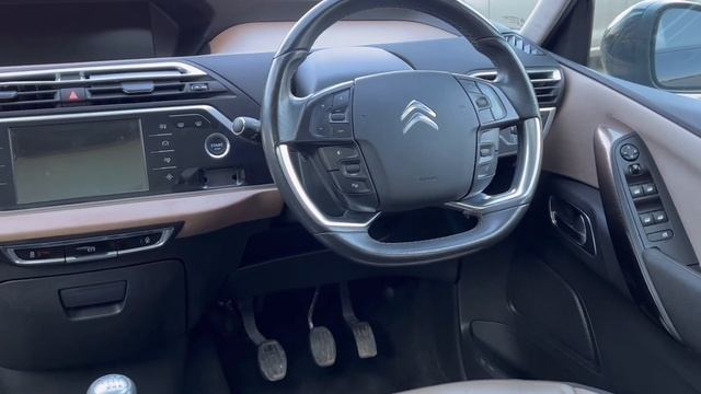 13'63 Citroen C4 Grand Picasso Blue 2.0 HDi Exclusive Plus finished in Nera Black metallic смотреть онлайн