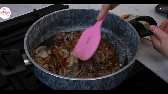 İnanılmaz Kolay Ve Lezzetli Soğanlı Ekmek смотреть онлайн