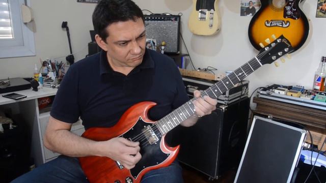 Gibson SG Special Faded 2012 with Malagoli Custom II-S pickups смотреть онлайн