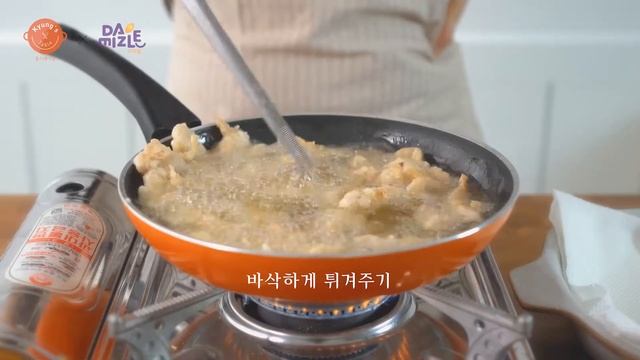 [HOME COOKING 6] Куриные наггетсы в соево-чесночном соусе смотреть онлайн
