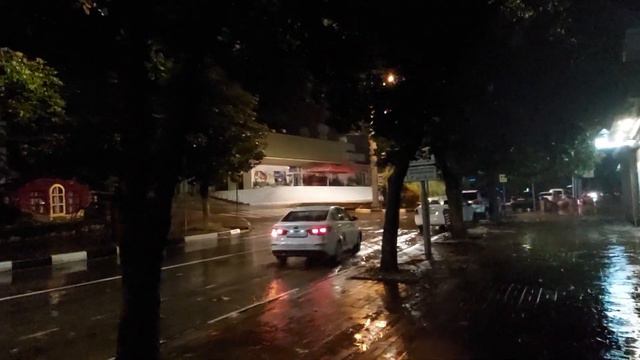 Лазаревское 23 июня ул Победы ливень смотреть онлайн