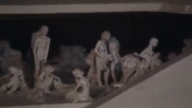 "Аушвиц", экскурсия по мемориальному музею смотреть онлайн