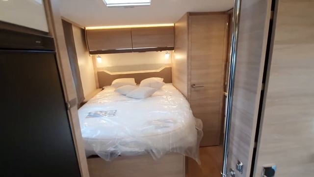 RAPIDO 856F смотреть онлайн