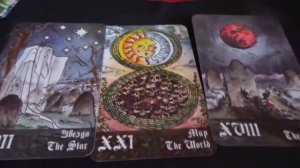 Расклад Таро Что хочет вам сказать умерший Разговор с душой любимых и близких  Гадание на таро