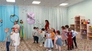 «Мы с дружочком танцевали»