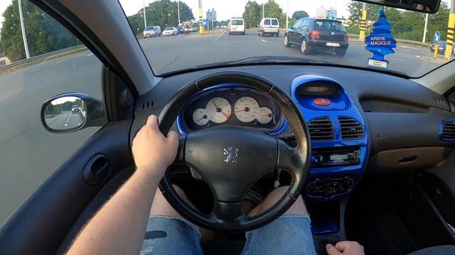 Peugeot 206 POV test drive (4K) смотреть онлайн