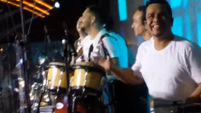 FELIPE E FABRICIO DVD VICTORIA VILLA смотреть онлайн