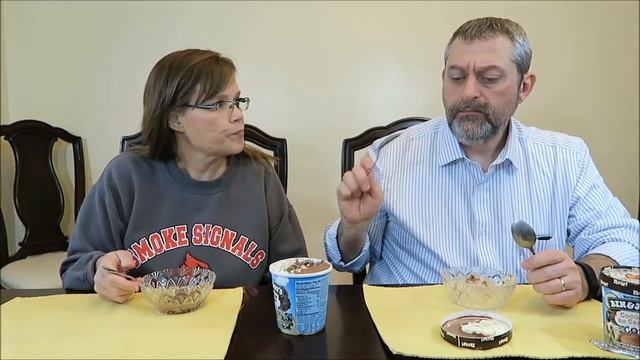 Ben & Jerry’s Core: Cookies & Cream Cheesecake, Brownie Batter & Coconuts for Caramel Review смотреть онлайн