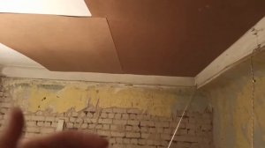 Защищаем натяжной потолок с помощью ДВП