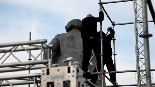 Монтаж сцены концерт