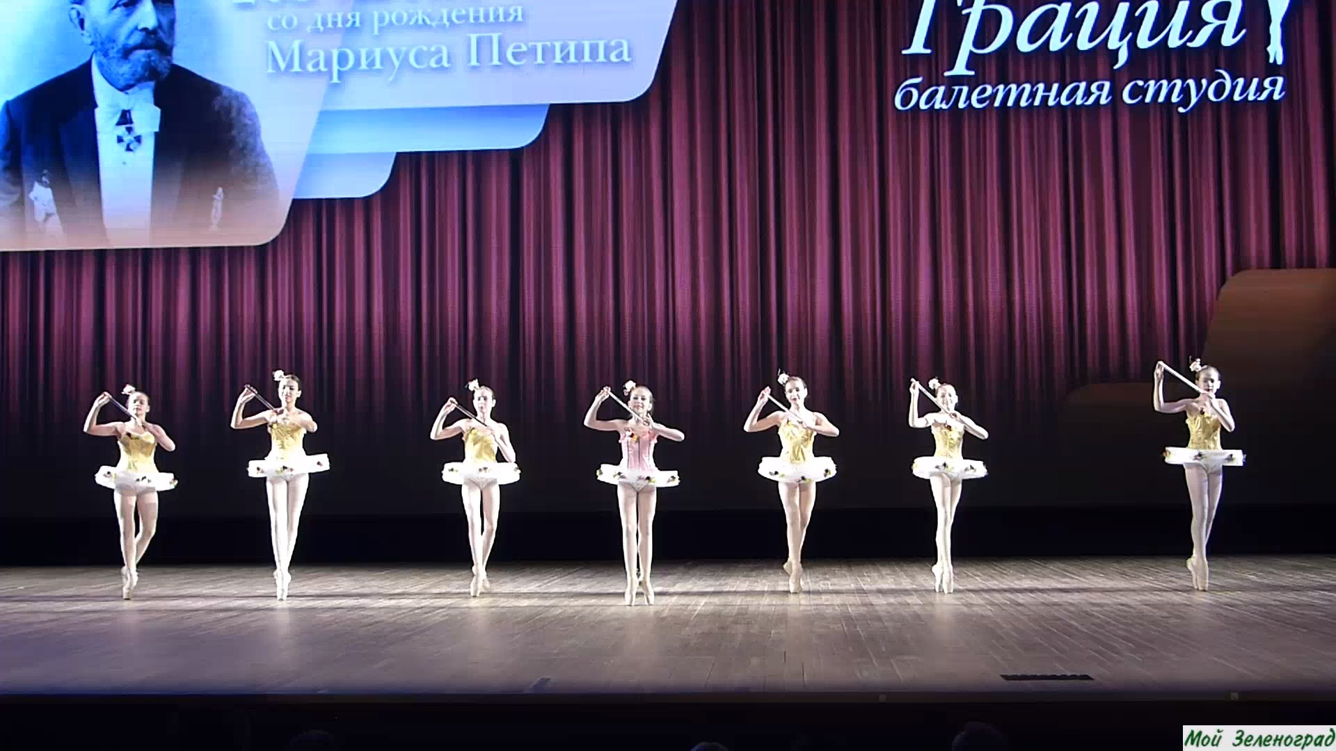 Балетная студия «Грация» - Танец пастушек из балета П. Чайковского «Щелкунчик»