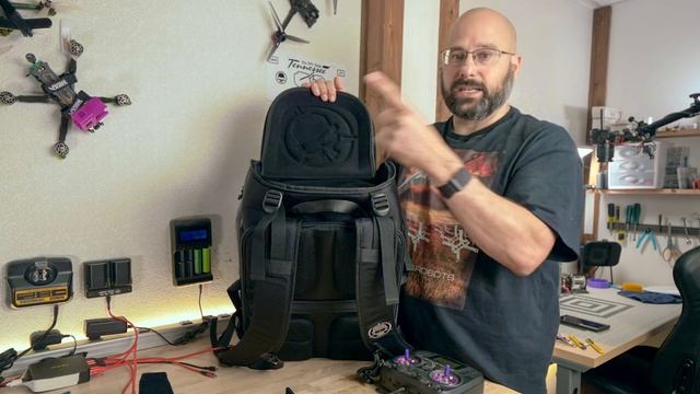 I can't believe Rotor Riot made an FPV Backpack this good смотреть онлайн