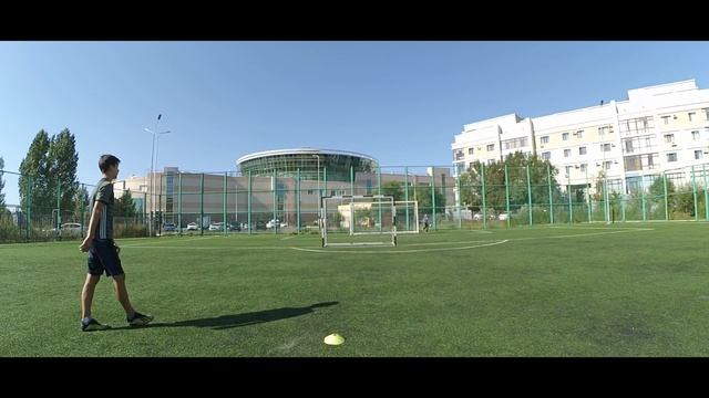 ШТРАФНЫЕ УДАРЫ СО СТЕНКОЙ | FREE KICKS WITH A WALL смотреть онлайн