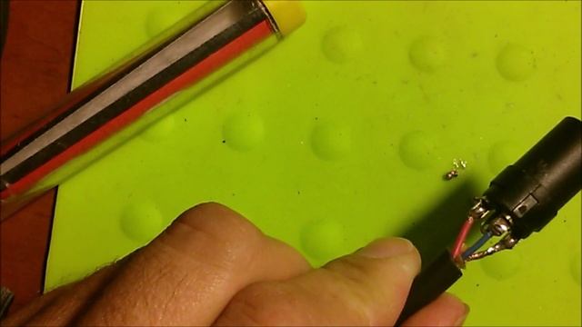Microphone Cable Repair DIY смотреть онлайн